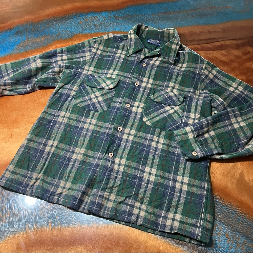 Vintage Pendleton board shirt, green blue plaid size extra large XL made in USA
